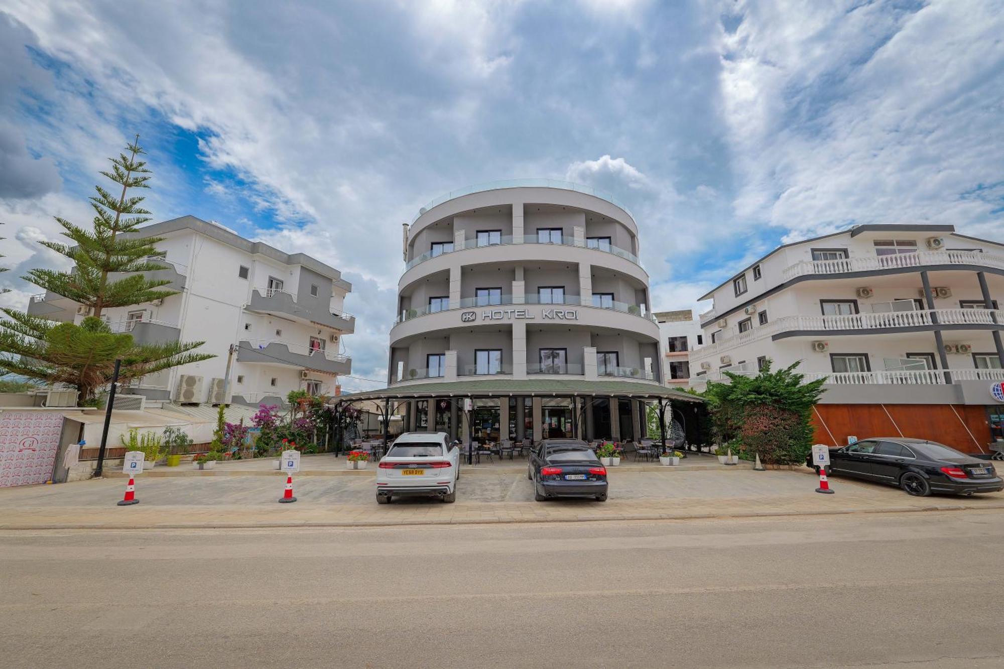 Hotel Kroi Ксаміл Екстер'єр фото