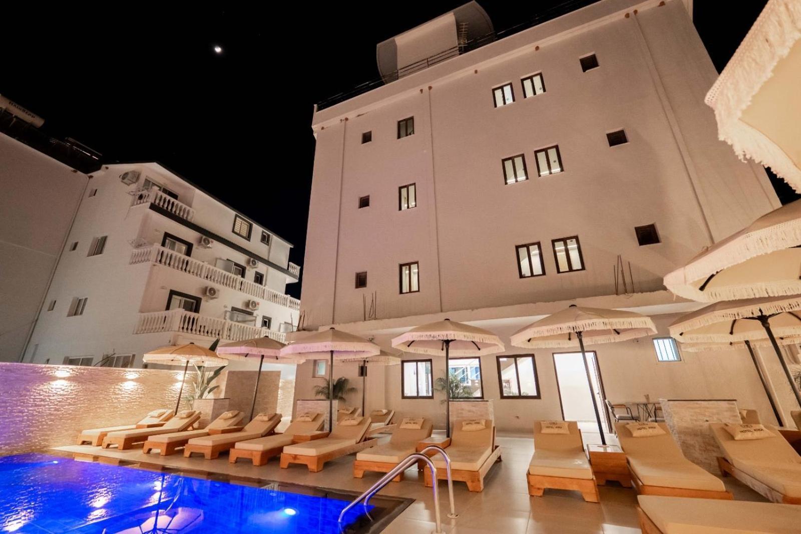 Hotel Kroi Ксаміл Екстер'єр фото